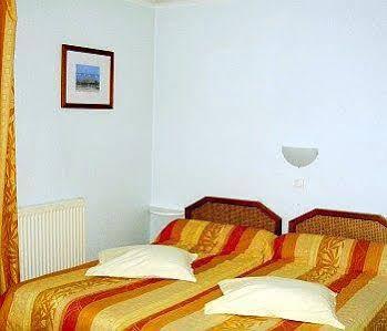 Pacific Hotel 2*